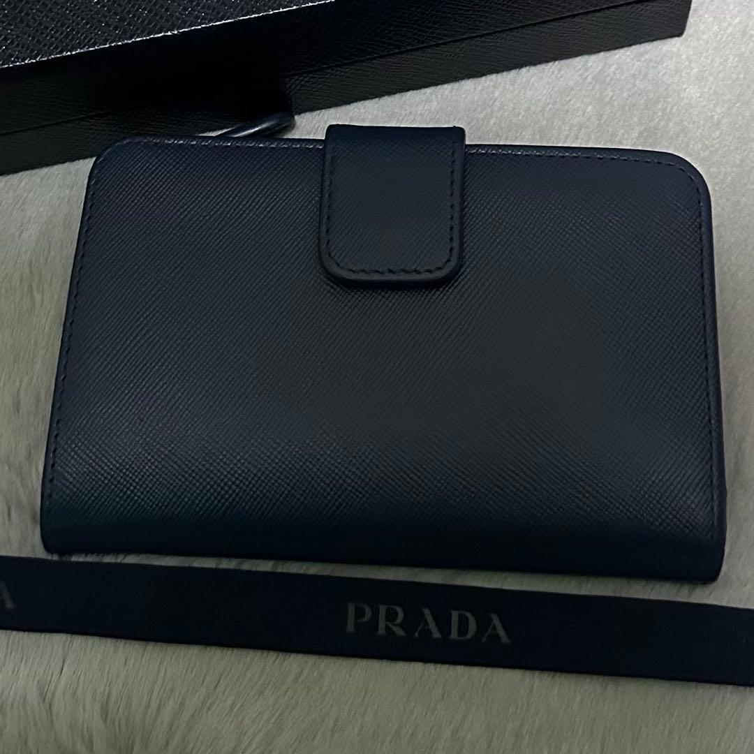 PRADA プラダ　折り財布　ラウンドファスナー　ブルー　ゴールドロゴ
