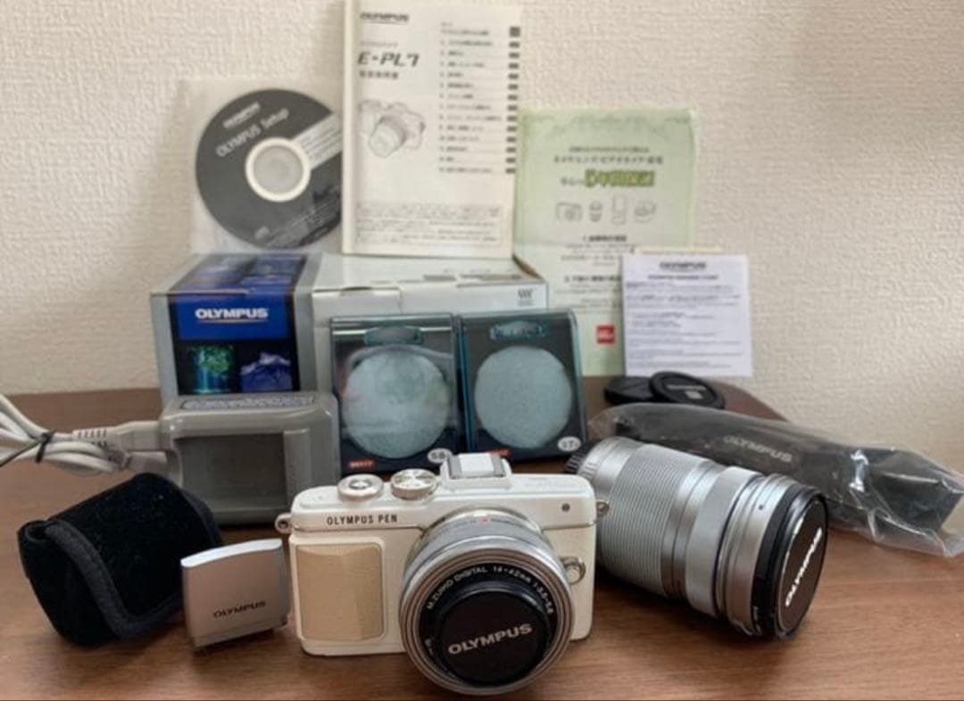 【値下げ中】OLYMPUS E-PL7 お得セット
