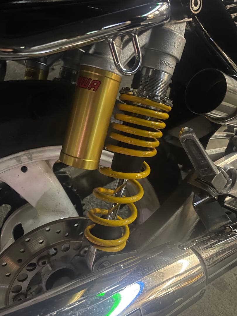 showa製　リアサスペンション　ショウワサス　330mm 調整機能付き