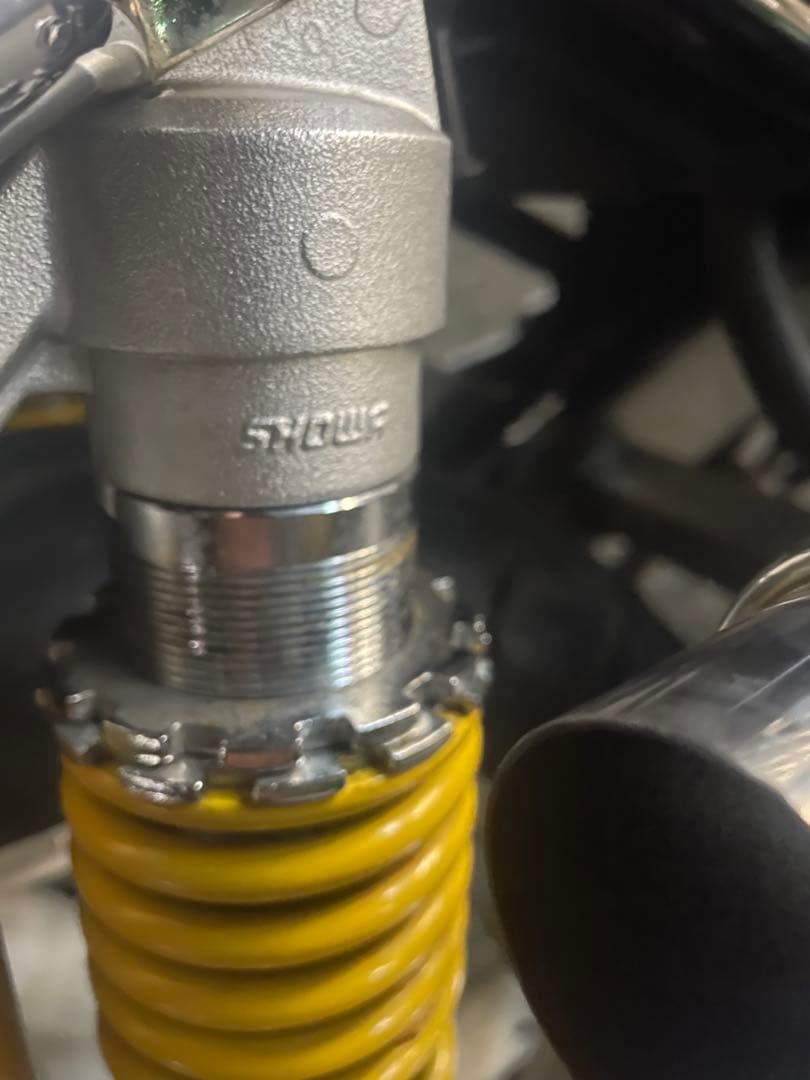 showa製　リアサスペンション　ショウワサス　330mm 調整機能付き