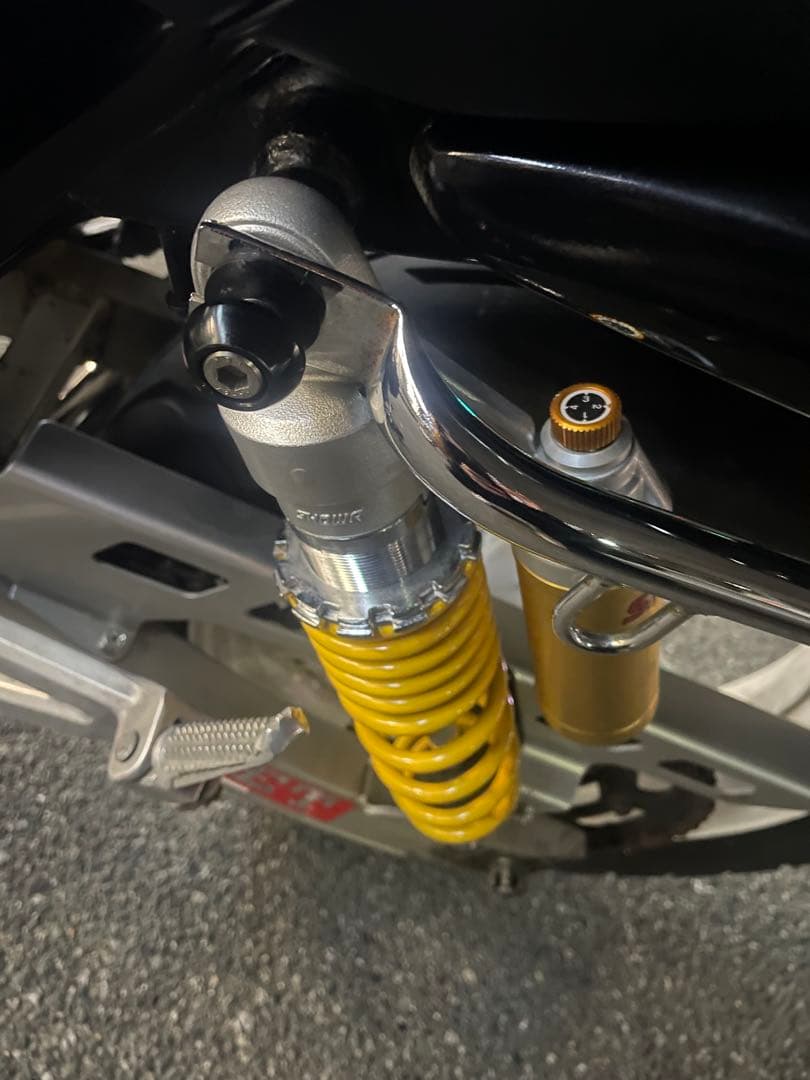 showa製　リアサスペンション　ショウワサス　330mm 調整機能付き