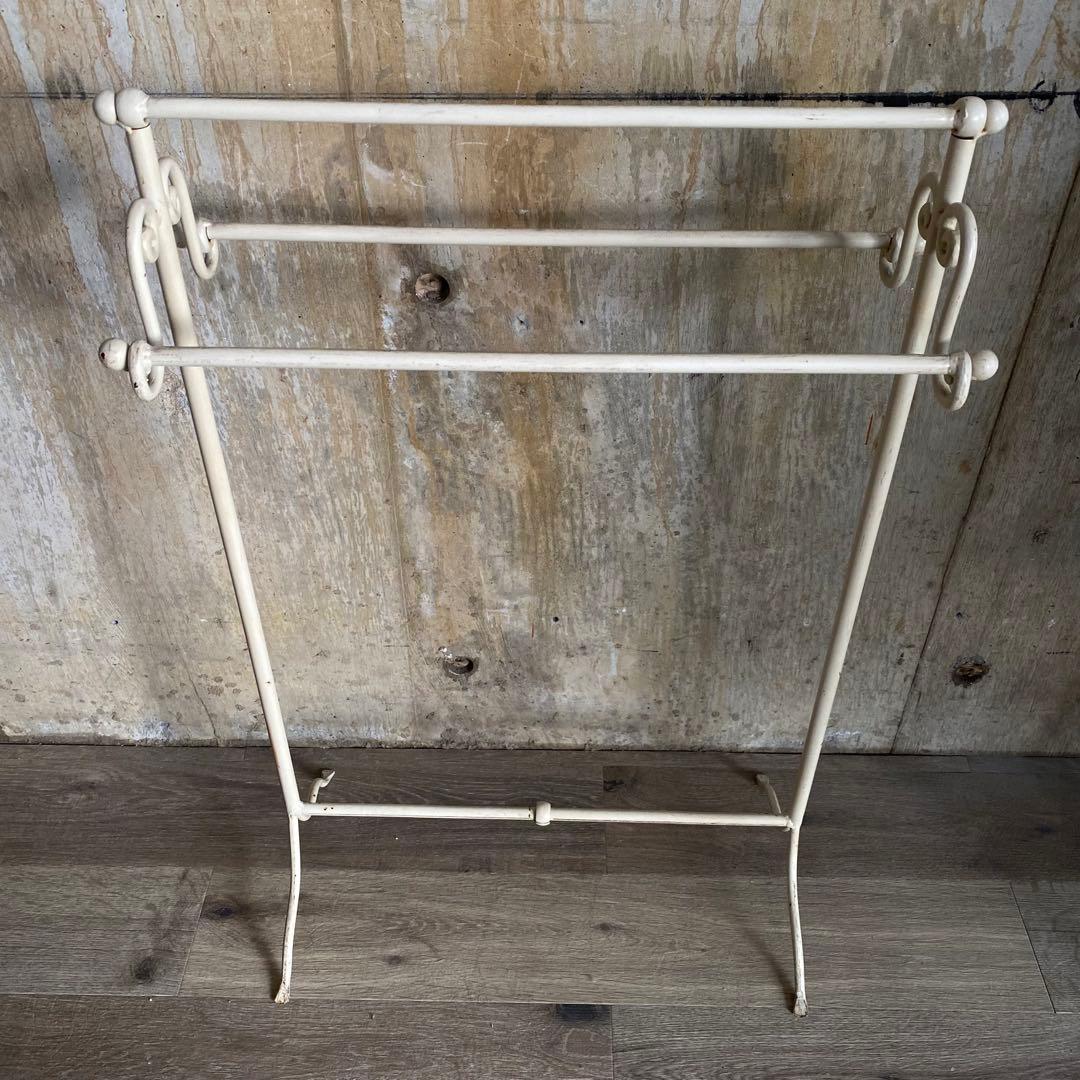 アイアンハンガーラック　タオルハンガー　ヴィンテージ　クラシック　アンティーク