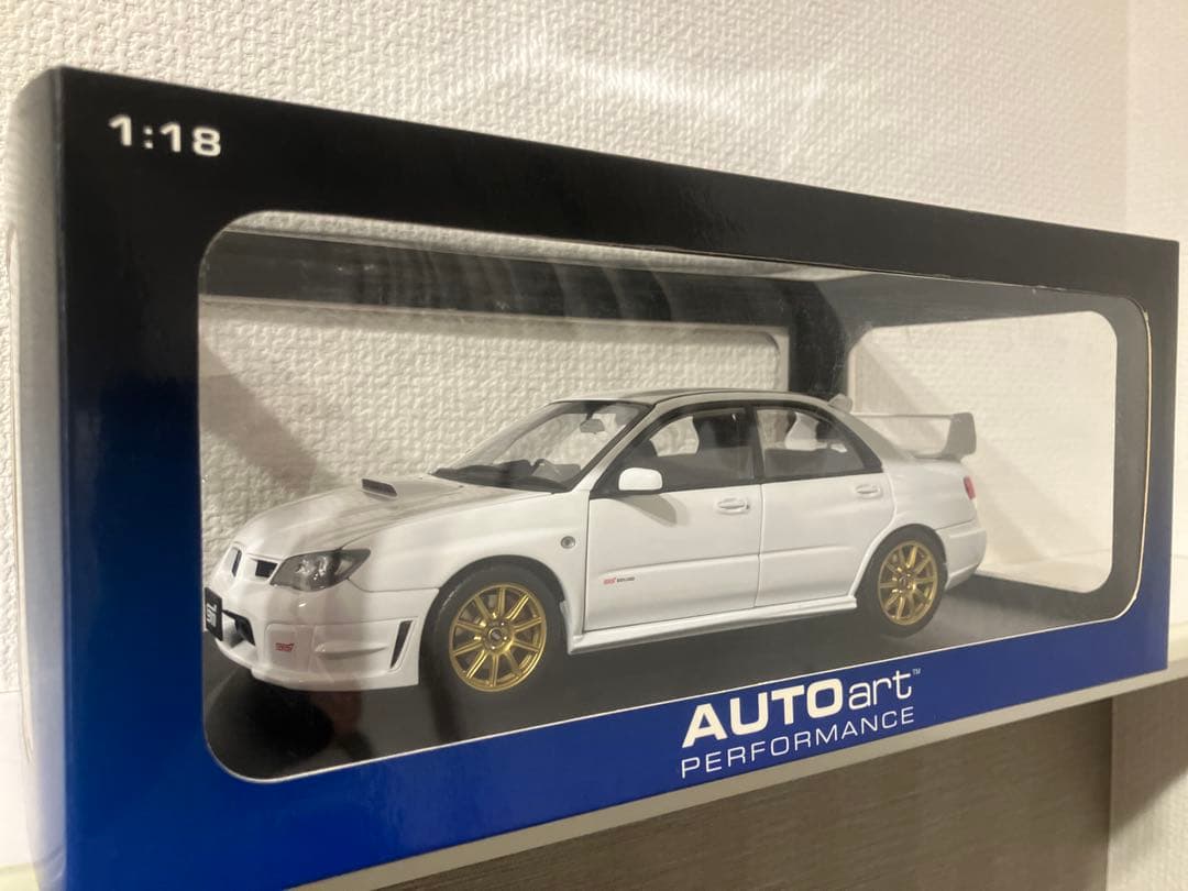 1/18 オートアート スバル インプレッサ WRX STI 2006