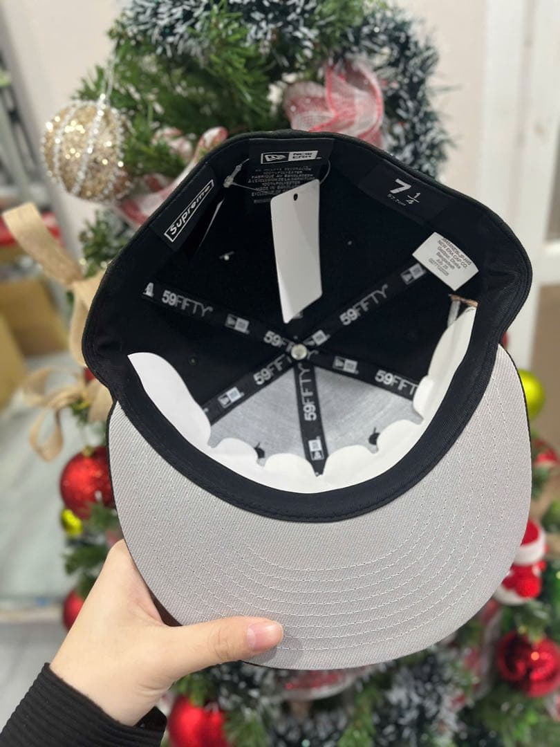 Supreme New Era Sロゴ 黒ベースボールキャップ