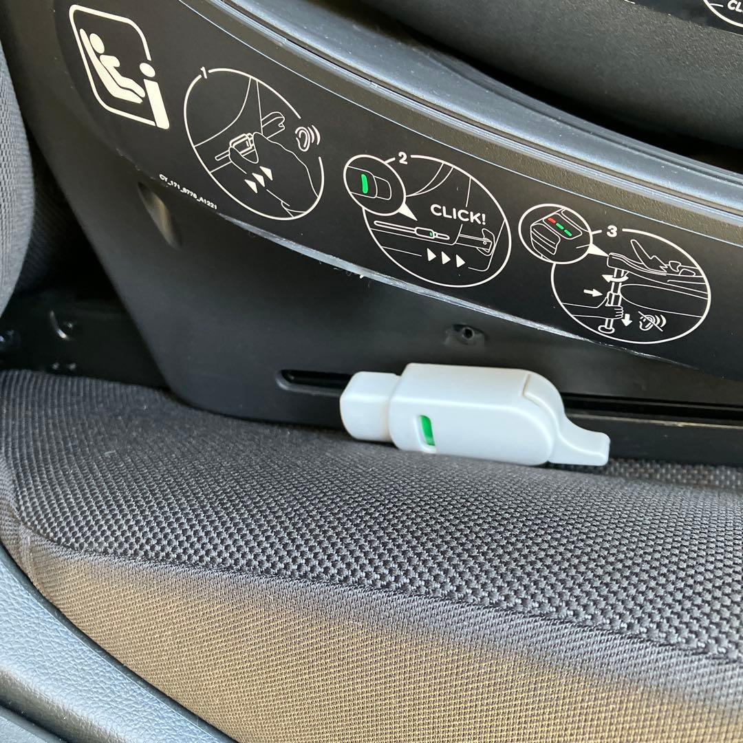 チャイルドシート(cybex Z2 i-SizeとベースZ2 Eマーク付)