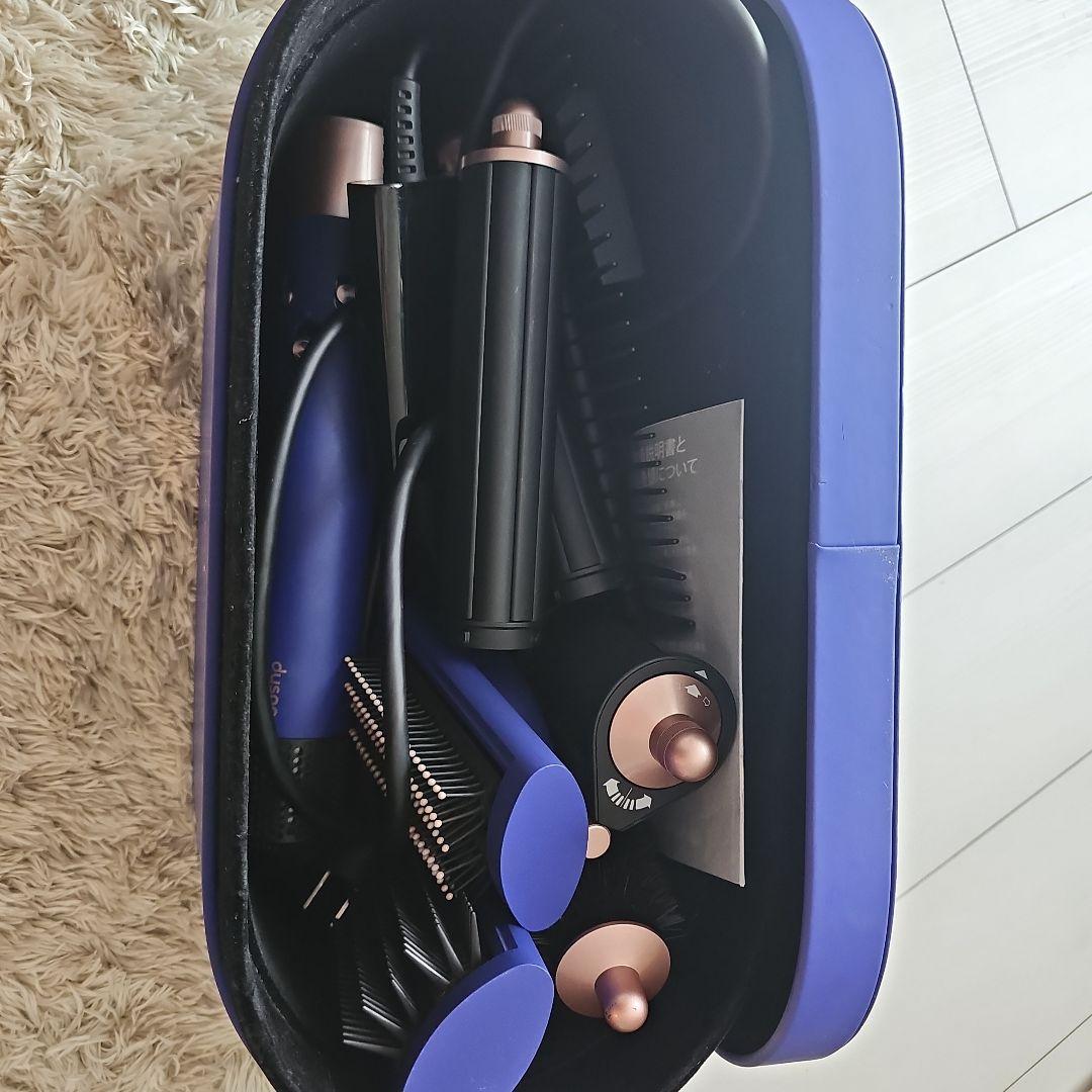 dysonヘアドライヤーセット