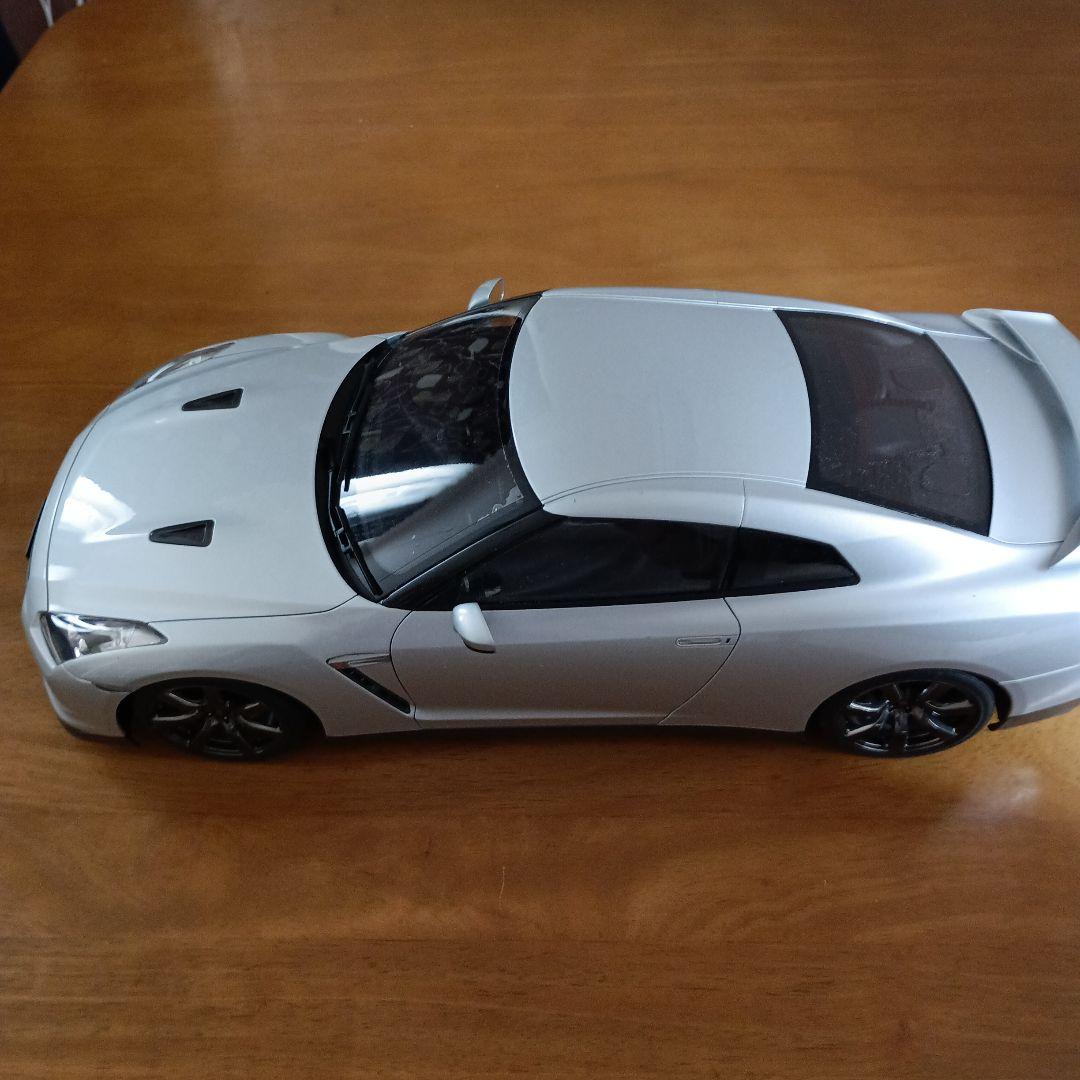 AUTO art NISSAN GTR　1/12スケール