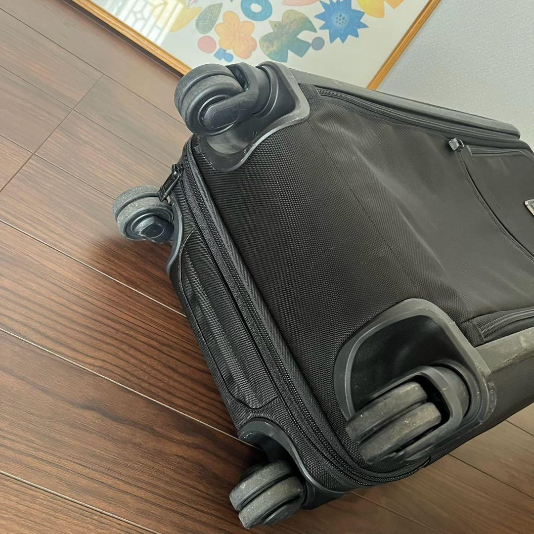 TUMI トゥミ ALPHA EXPANDABLE 4ホイール CARRY ON