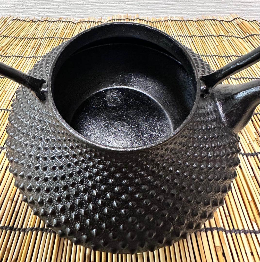 未使用品　南部伝統工芸士 及川寛治作 木瓜鉉 大アラレ　南部鉄瓶　南部鉄器