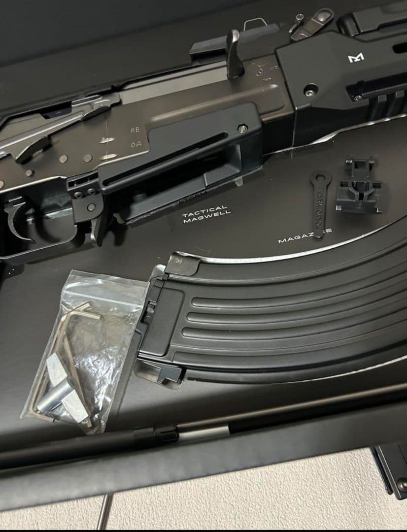 東京マルイ美品 次世代電動ガン Akストーム ブラック