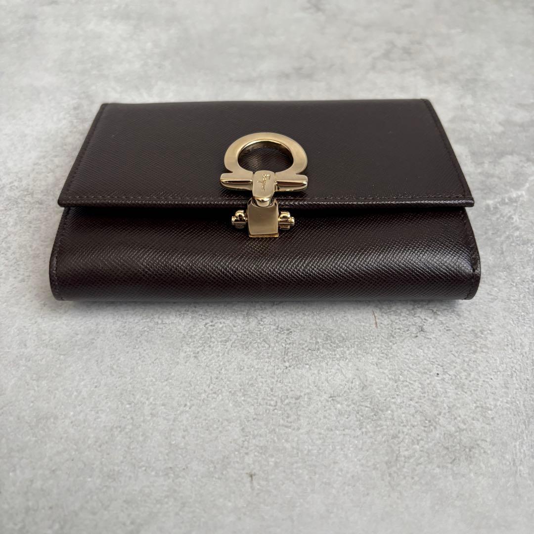 お値下げ済み【未使用級】Salvatore Ferragamo 三つ折り財布