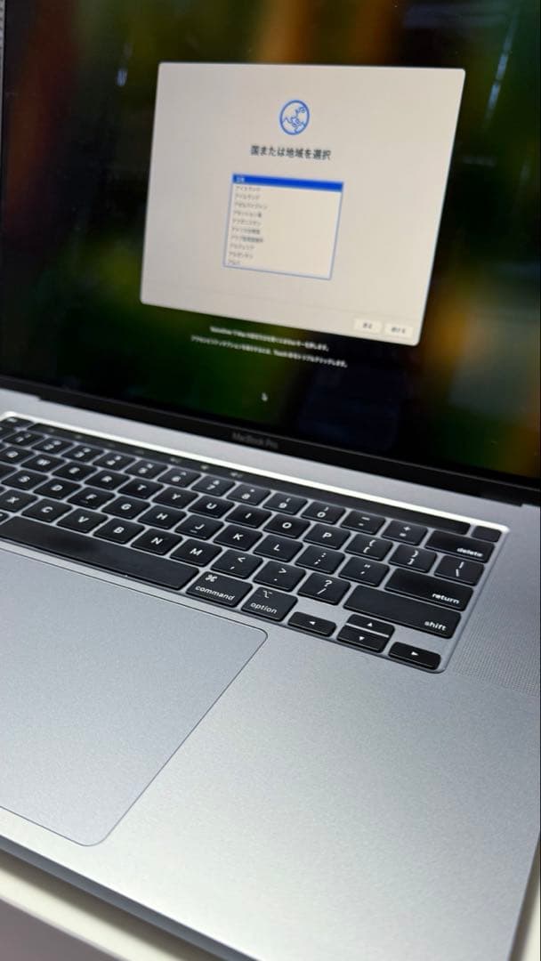 MacBook pro 16インチ 2019 i9 64GB 1TB USキー