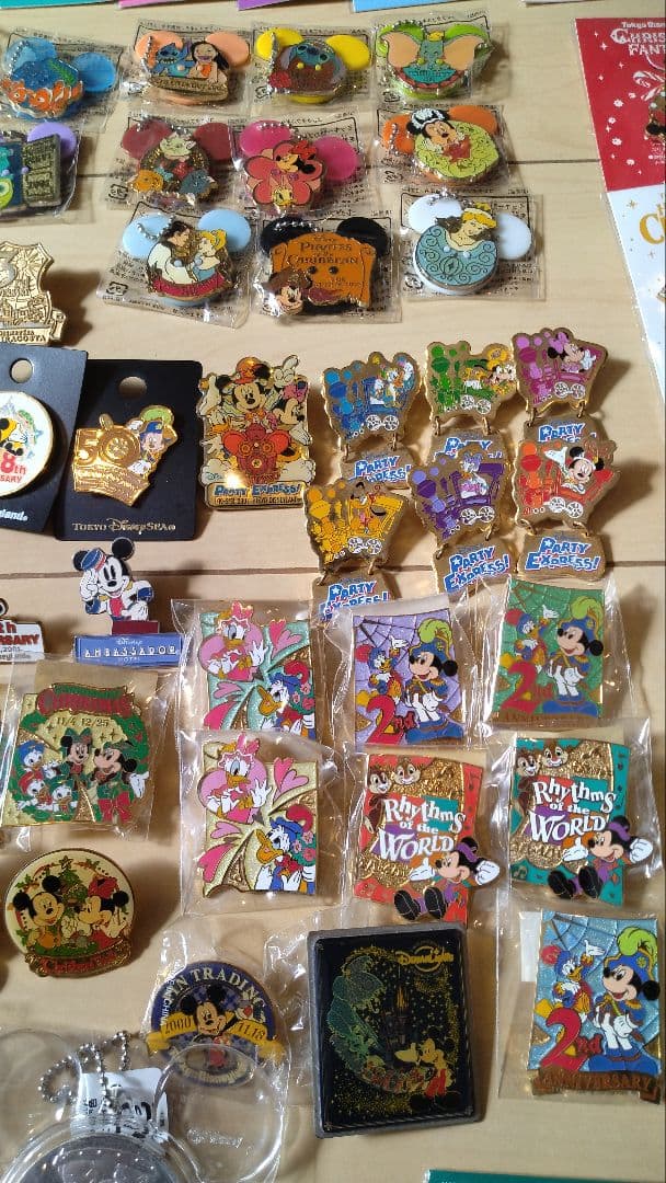 【希少品】ディズニーグッズ ピンバッジ セット まとめ売り ピンズ キーホルダー