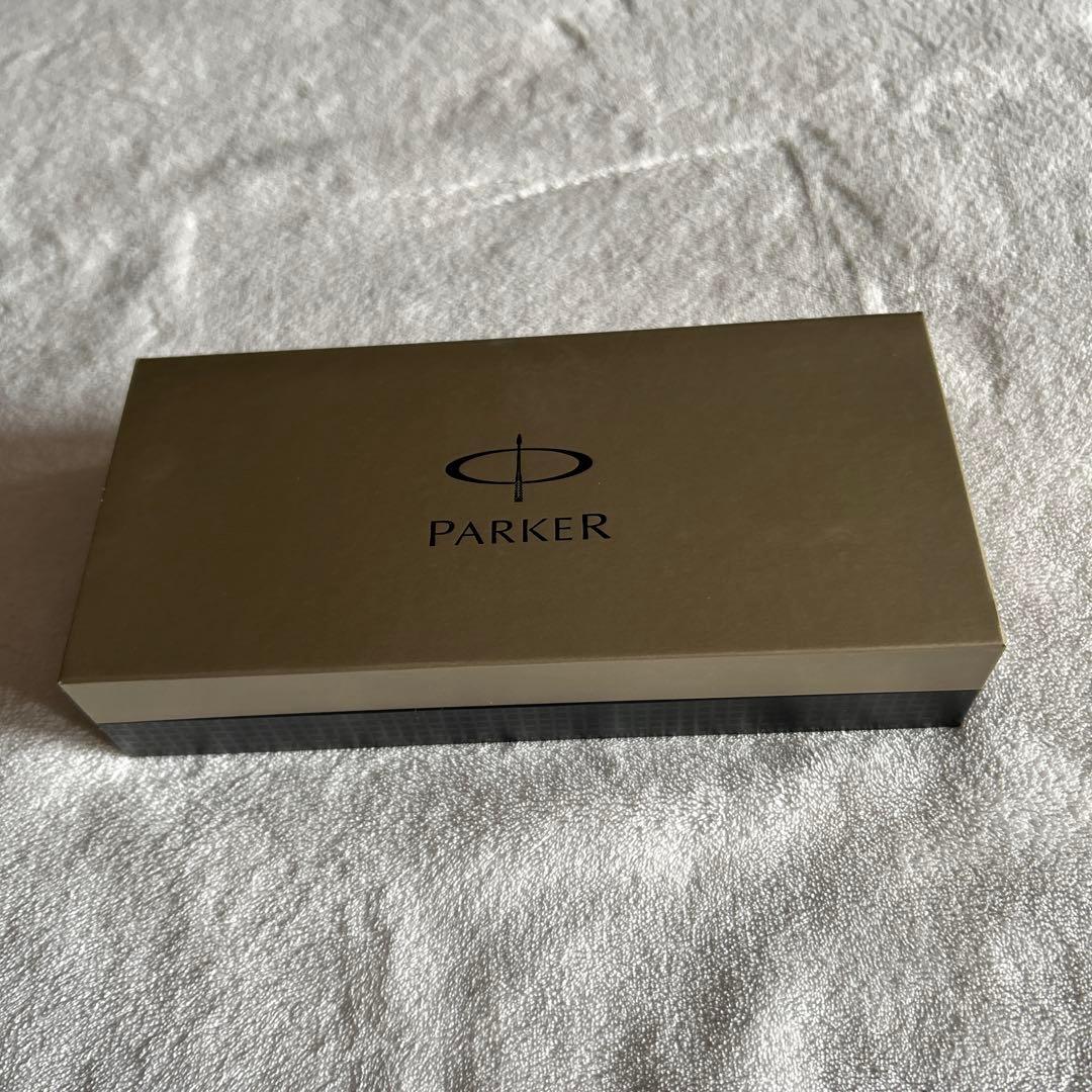 【Parker】リネットオリジナル 赤 ボールペン 専用ケース付き（新品未使用）