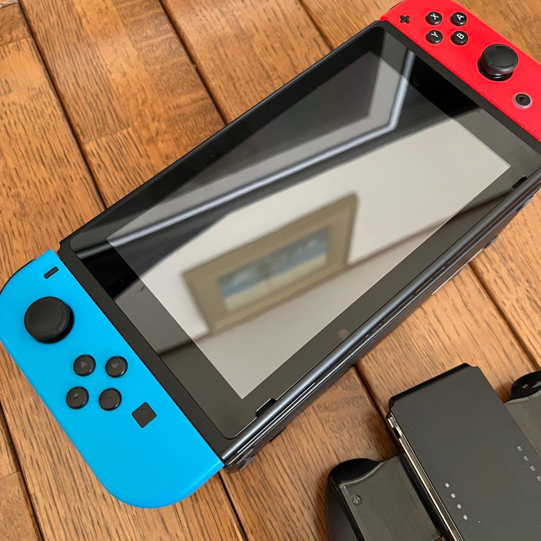 22年7月購入　Nintendo Switch 本体