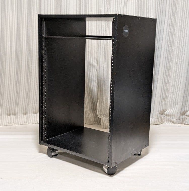 スタジオラック　キャスター付き　16U黒