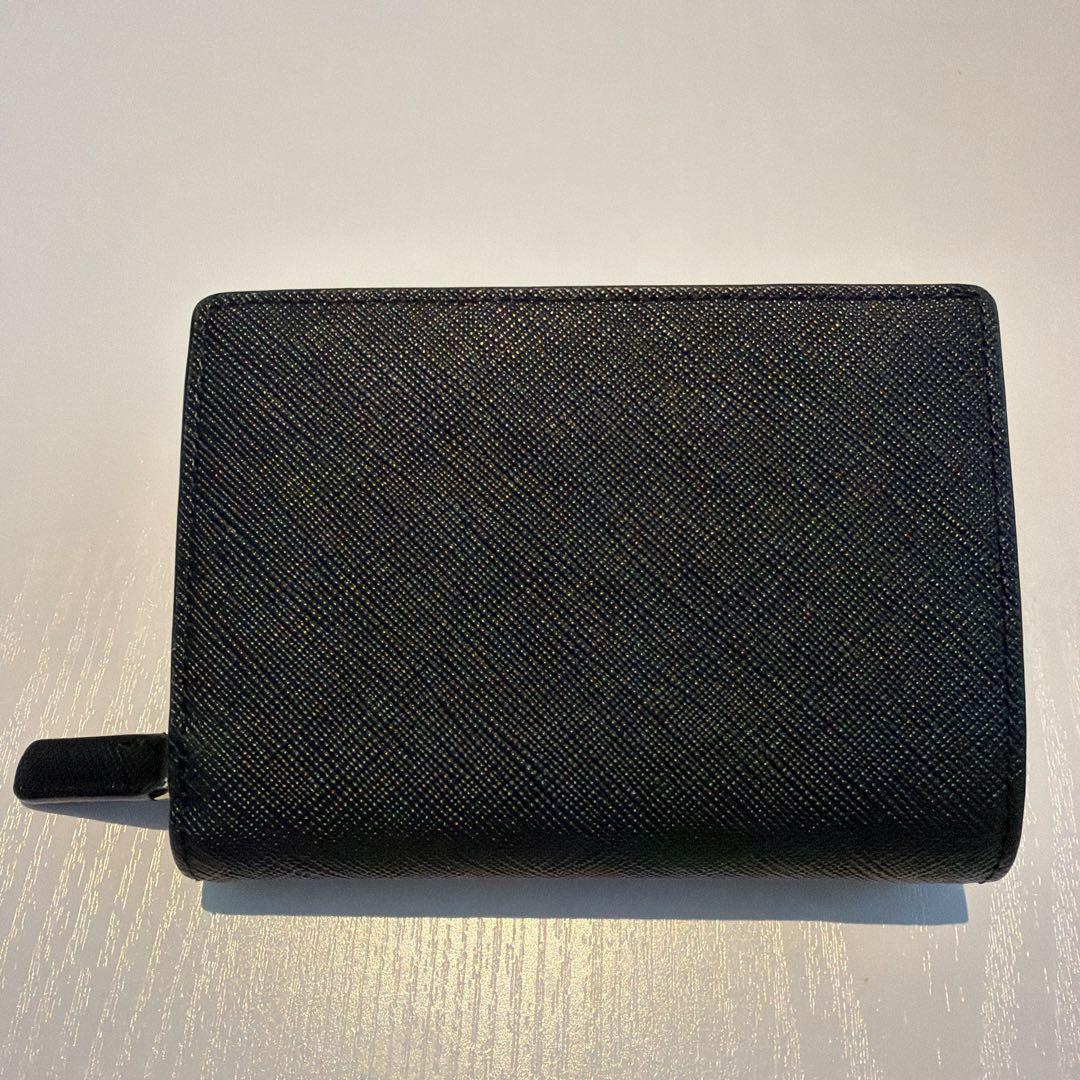 即日発送可能　アニエスべー　三つ折り財布　美品