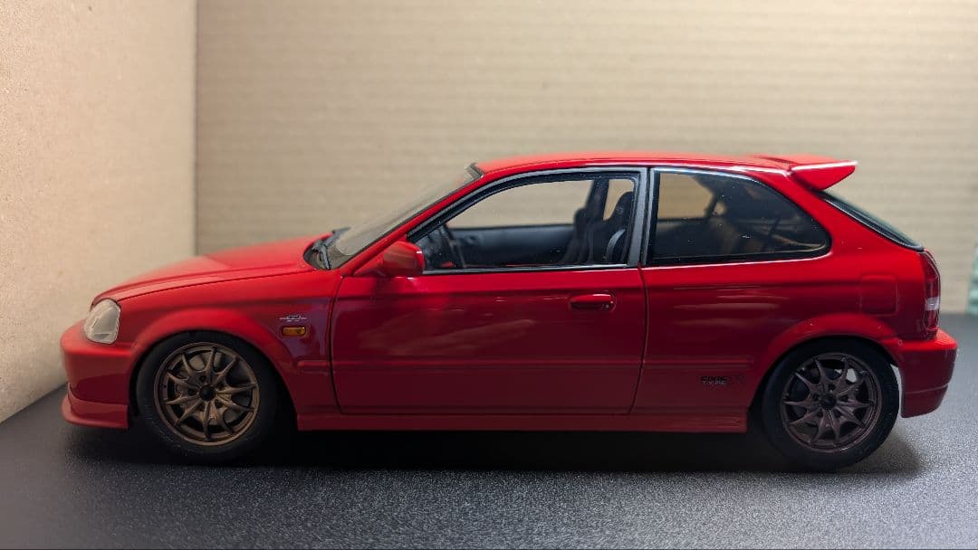 モーターヘリックス 1/18 シビックタイプR　EK9