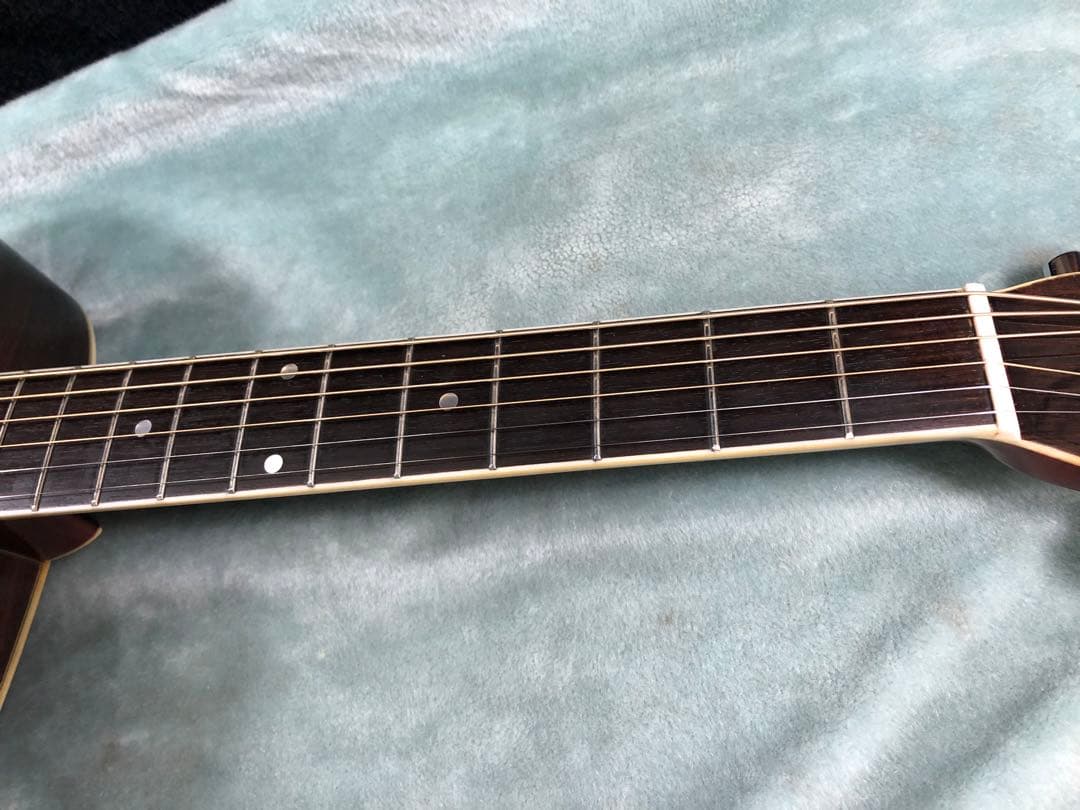 Y*I様 70年代　モーリス　F-30 縦ロゴ