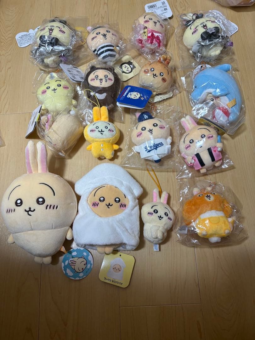 ちいかわ　仮装たのしいマスコットカボチャうさぎなどまとめ売り