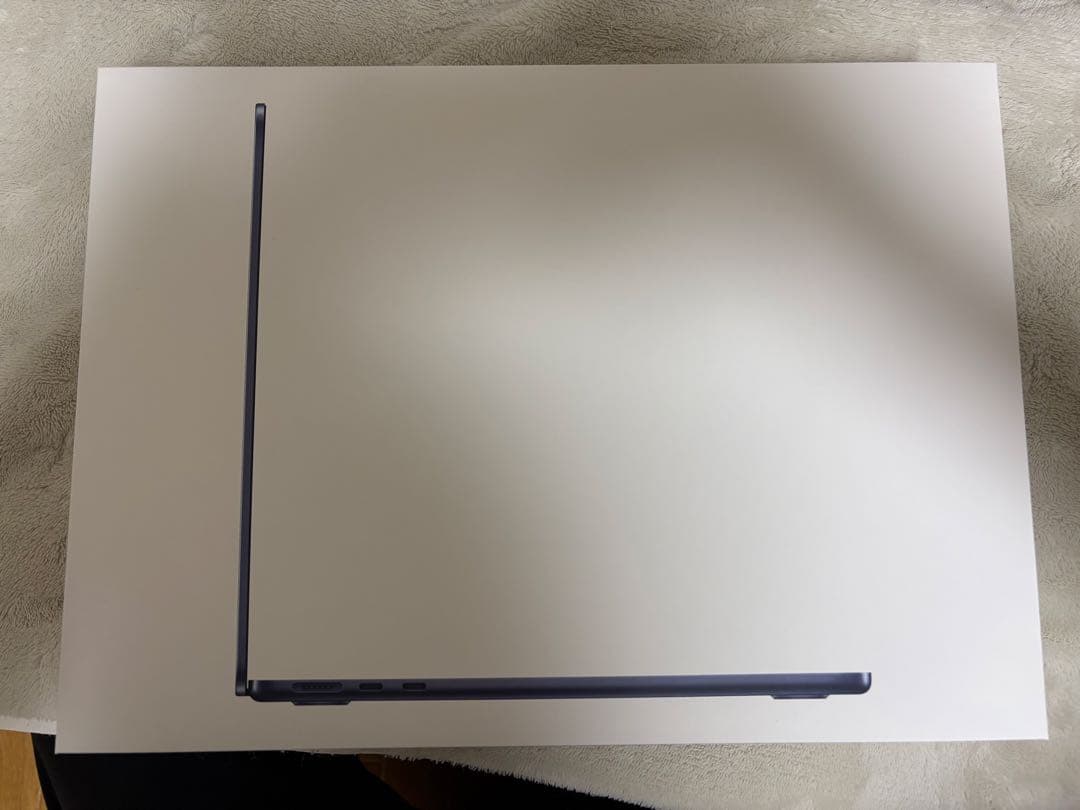 MacBook Air M3 8GB/256GB ミッドナイト 13インチ