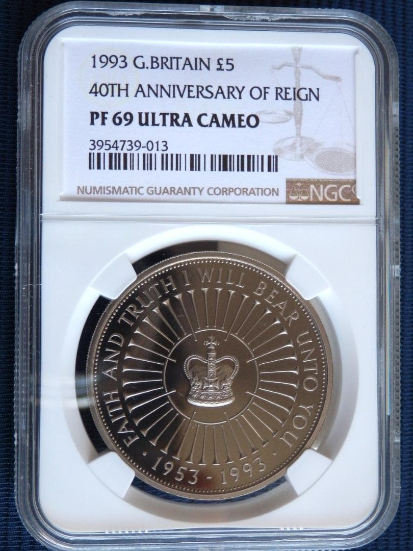 英1993年エリザベス2世戴冠40周年記念5ポンド銀貨　PF69UC