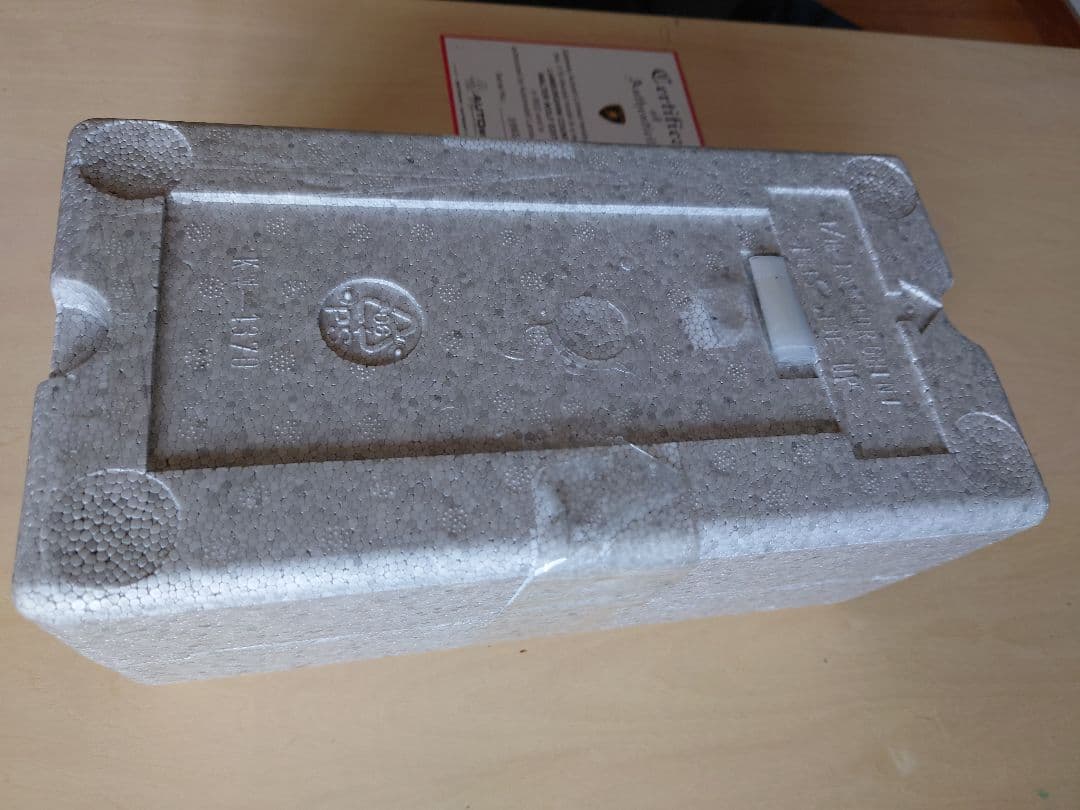 バ*ー様 AUTOart 1/18 ランボルギーニ カウンタック ウォルターウル