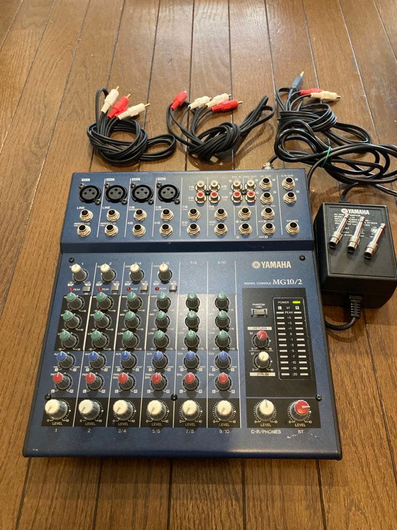 配信機器・PA機器・レコーディング機器 YAMAHA MIXING CONSOLE MG10/2
