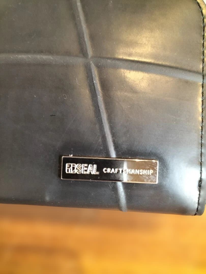 【新品未使用品】防水 SEAL シール L字ファスナー ウォレット 長財布　黒