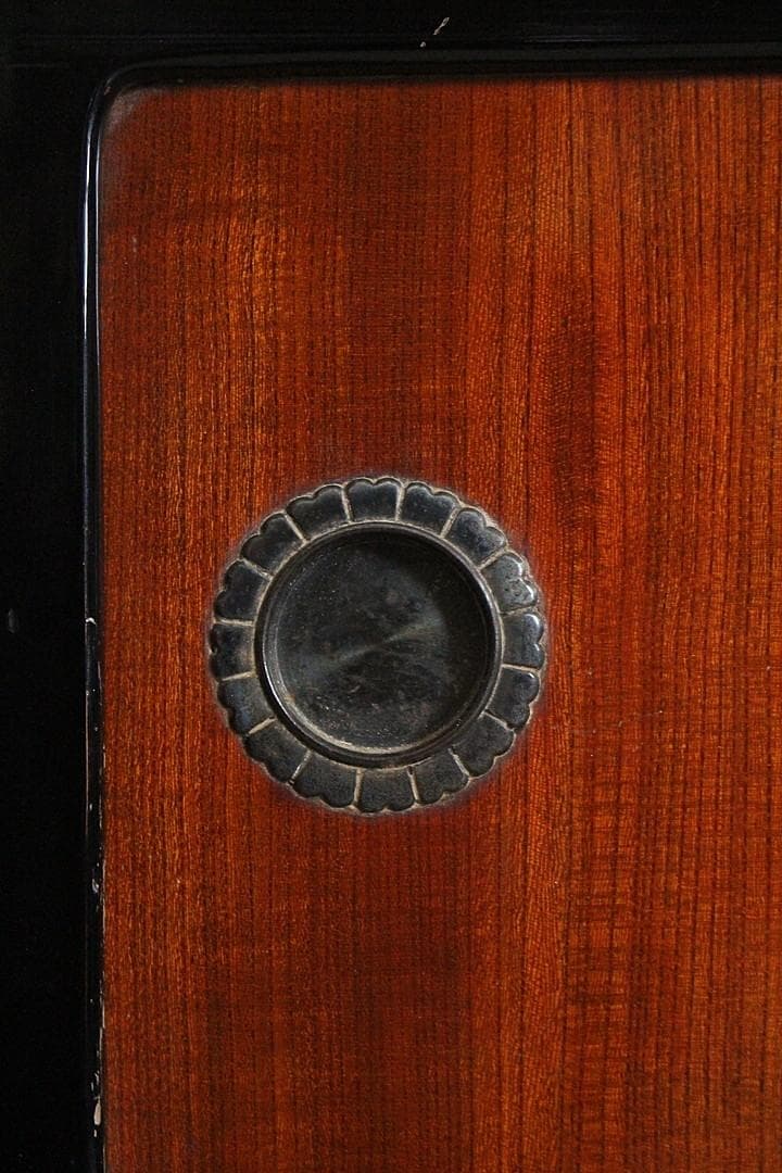 丸金具付き小抽斗3杯×欅戸の戸棚　庄内箪笥　タンス　収納　古家具　古民家時代家具