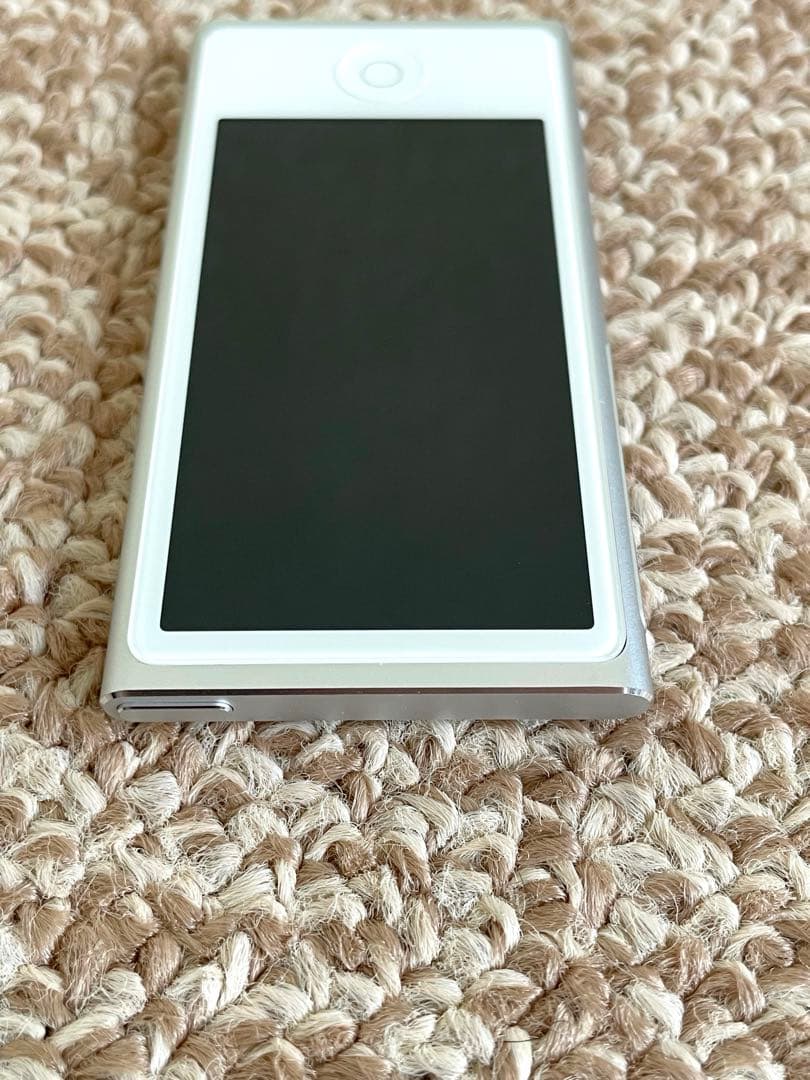 ☆美品 動作確認済 iPod nano 第7世代 シルバー Bluetooth