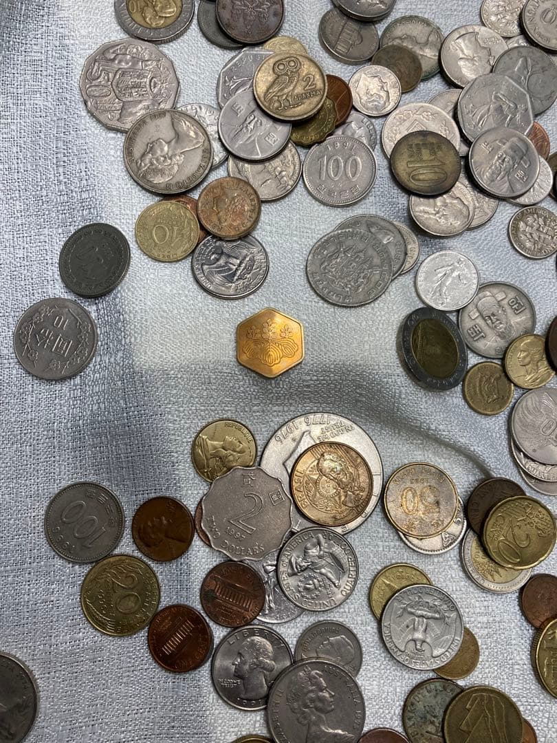 m*y様 ⭐️お宝発見⭐️ 世界各国の　古銭　2キロ　おまとめ
