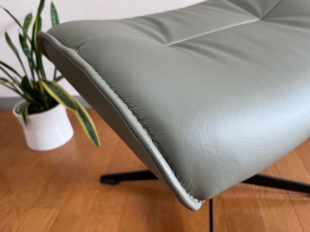 galaxy 本革　オットマン　ノルウェー　北欧　美品　2025年製　エコーネス