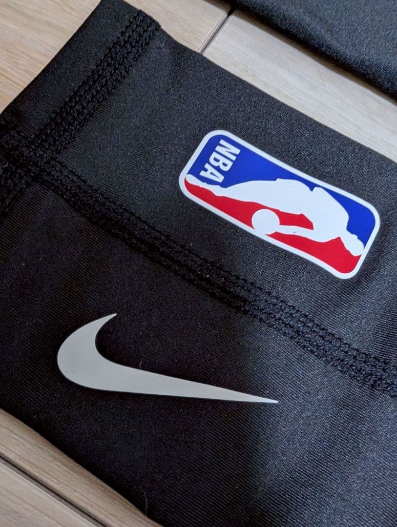 美品 SUPREME NIKE NBA アームスリーブ アームカバー