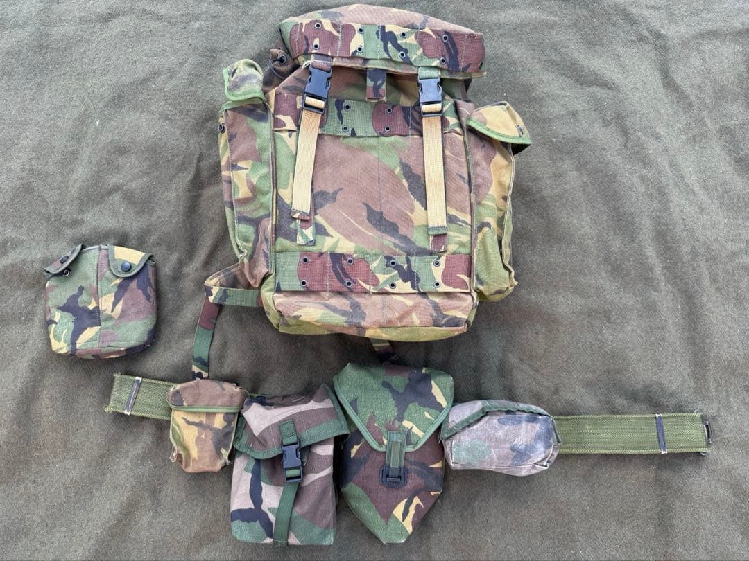 オランダ軍　バックパック　ベルトキットセット