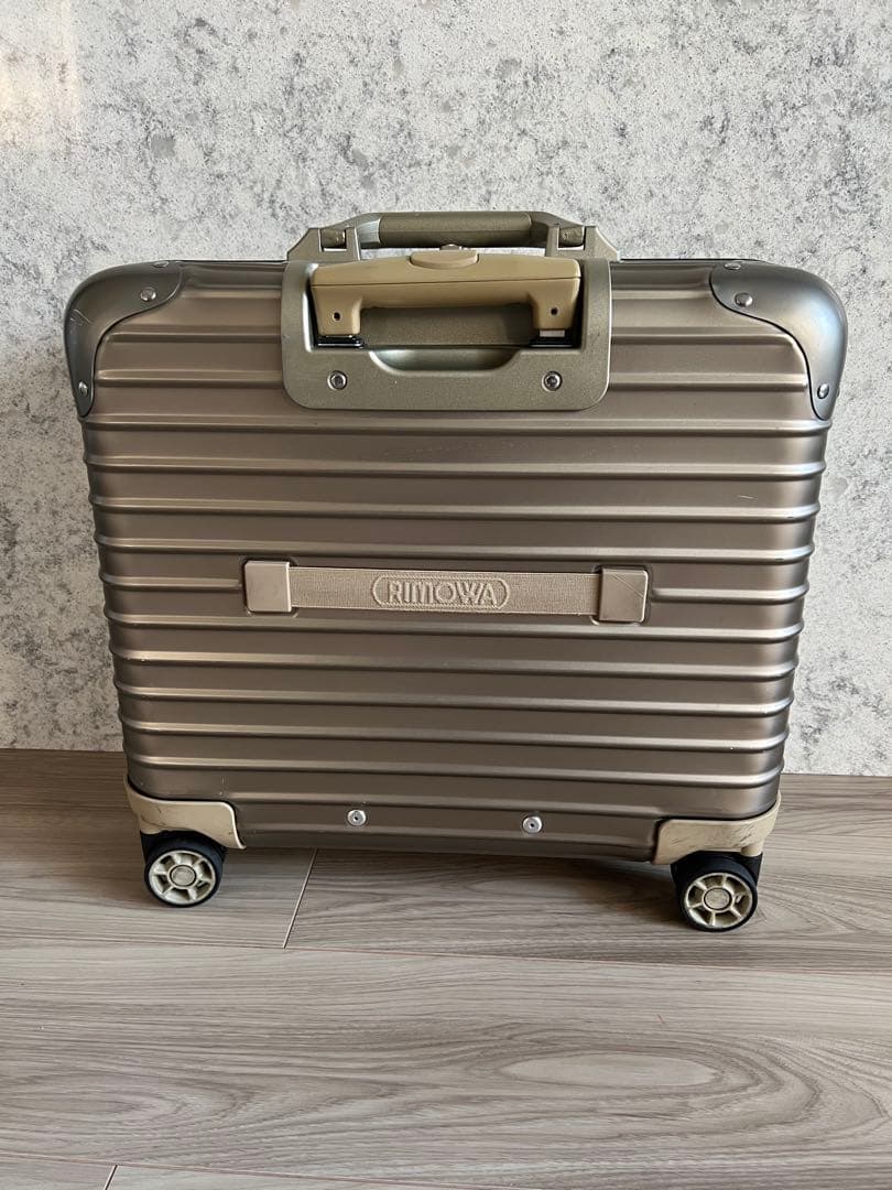 TAMO RIMOWA リモワ トパーズ チタニウム ビジネストロリー4輪