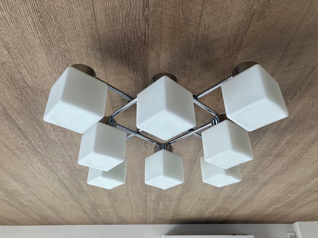 お値下げ中！9灯 シーリングライト 立方体デザイン