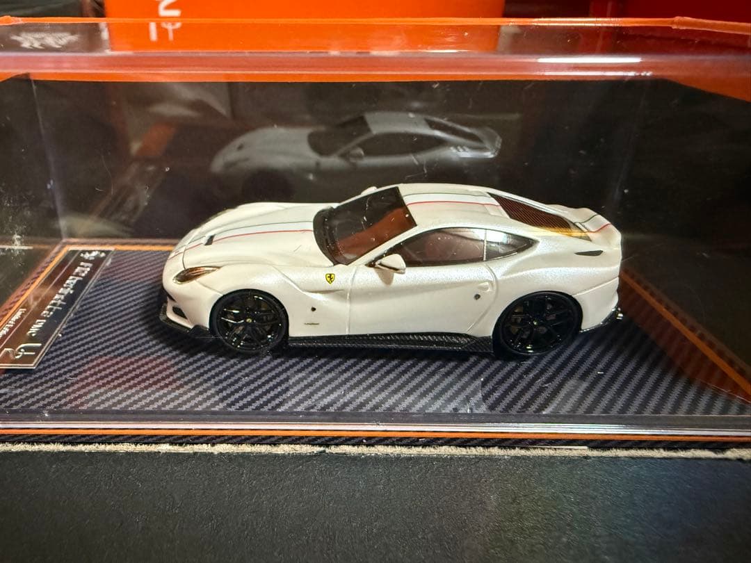 【美品】U2 Models 458 Resin 1/64 ミニカー