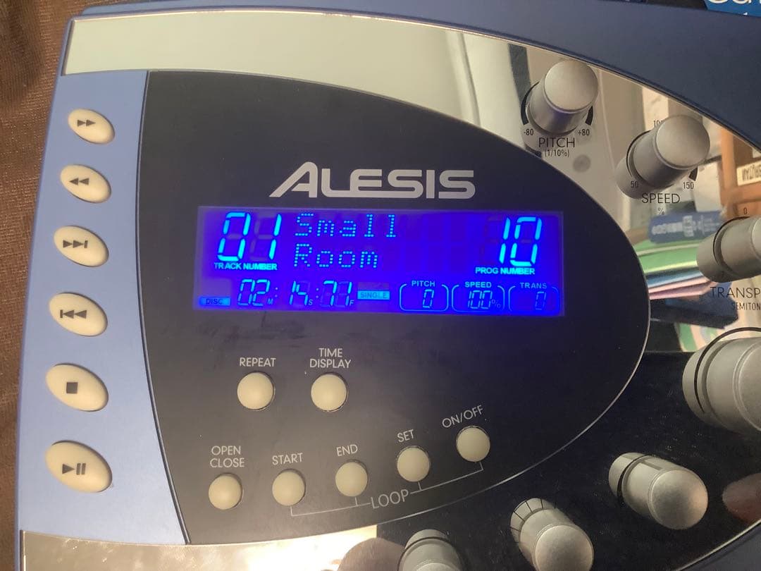 多機能ボーカルトレーナー　ALESIS Vocalist Playmate