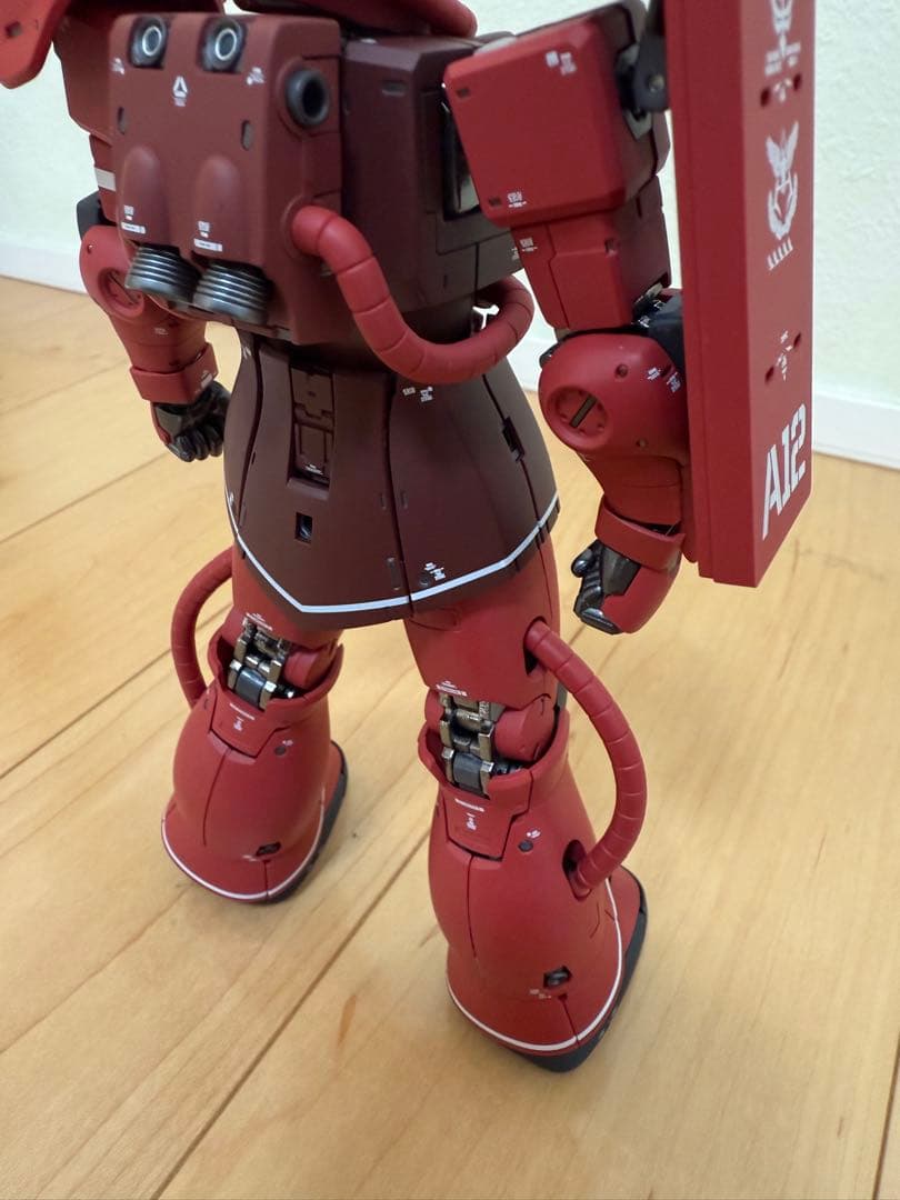 メタルコンポジット MS-06S シャア専用ザク 開封美品