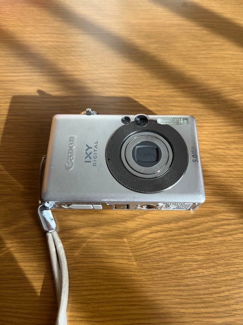 デジタルカメラ Canon IXY DIGITAL 5.0 MEGAPIXELS