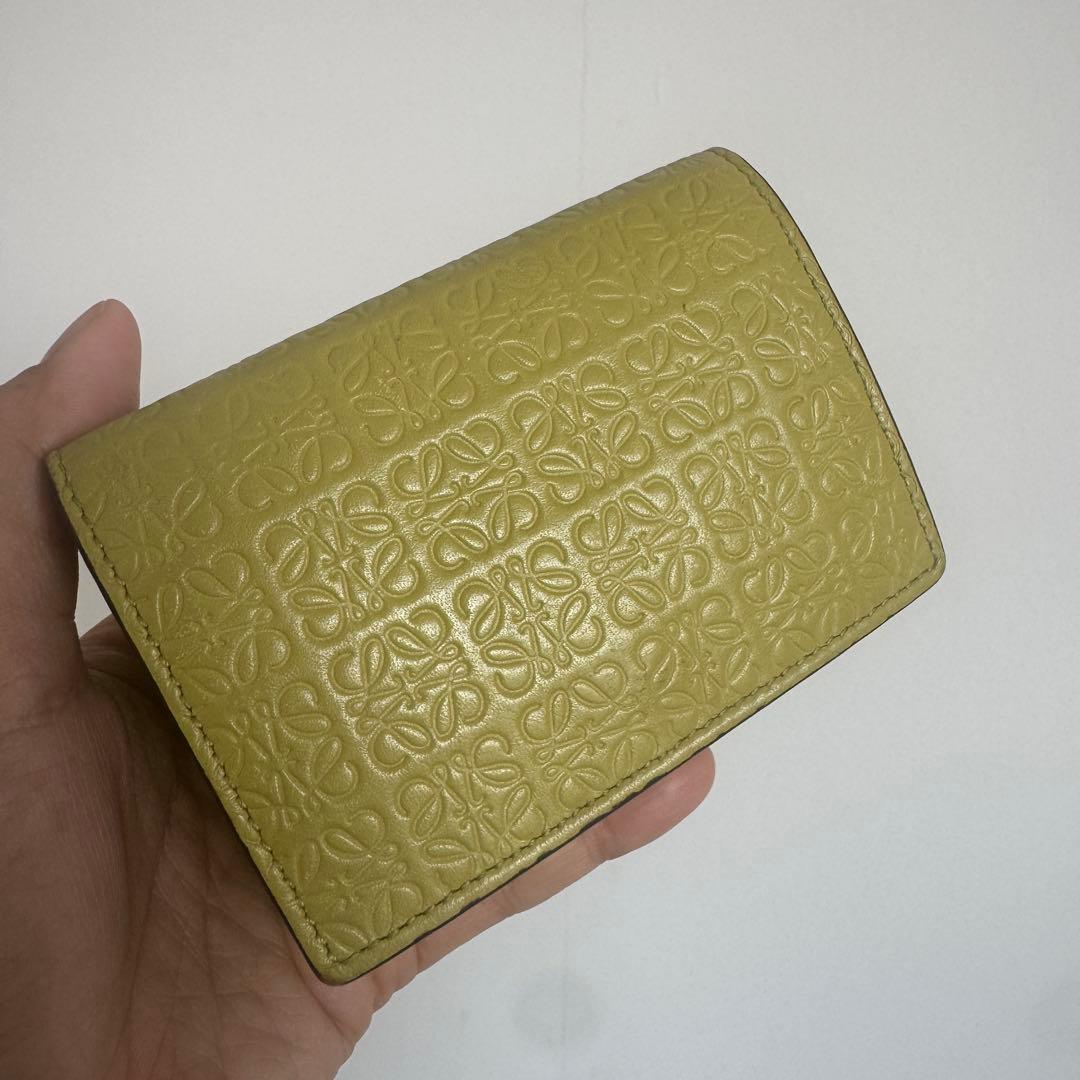 【SALE!】LOEWE エンボスロゴ レザー三つ折り財布