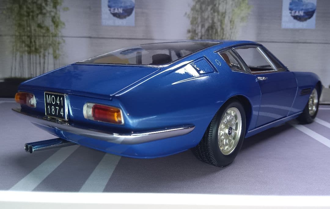 ミニカー MINICHAMPS Maserati Ghibli 1969-73 1/18