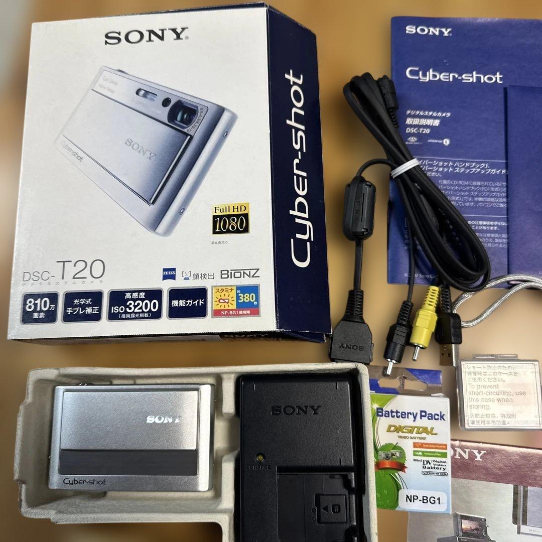 【美品】SONY Cyber-shot DSC-T20 デジタルカメラ　シルバー
