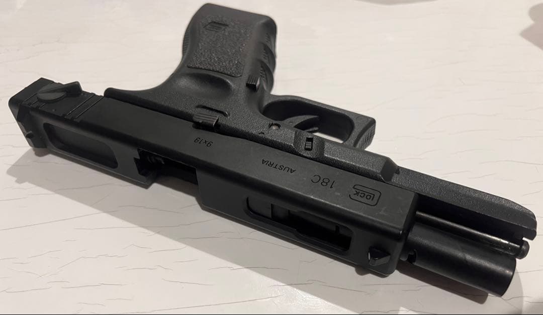 東京マルイ　ガスブローバックグロック18c