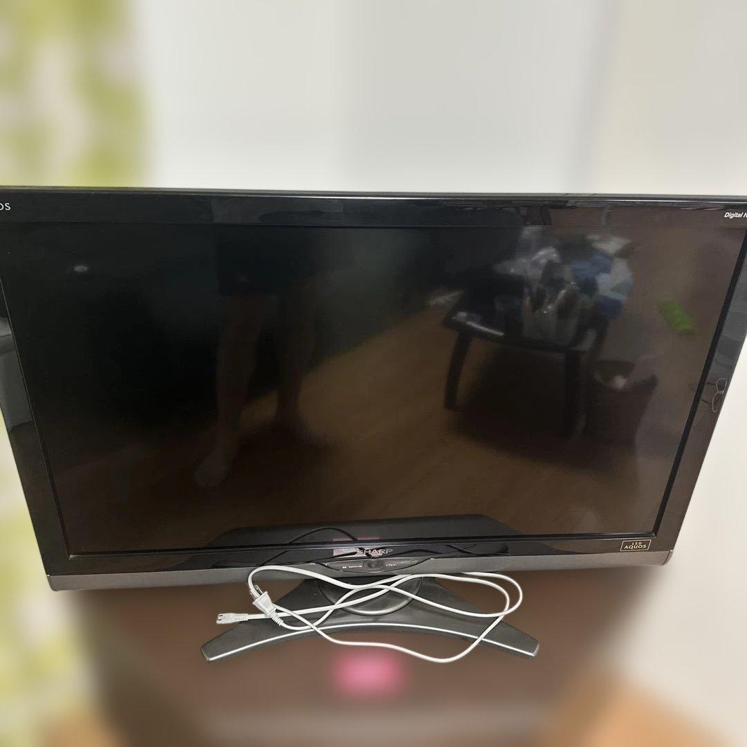 40インチ　液晶テレビ　送料込み　AQUOS LC-40SE1