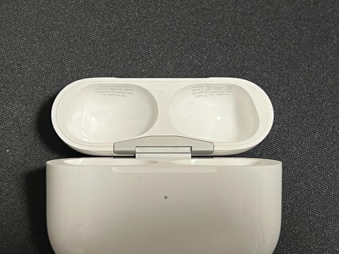AirPods Pro（第2世代）ケース付き