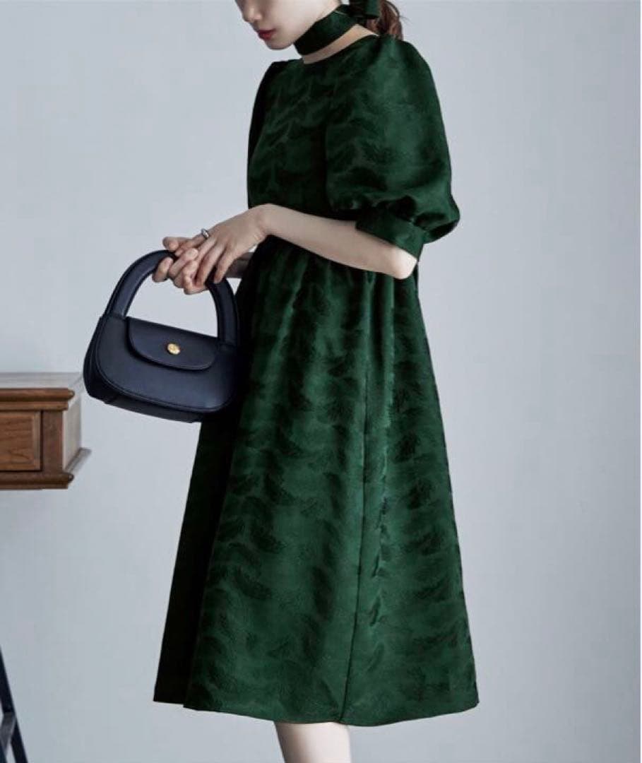 完売品　ジャガードパフスリーブドレス　etoll.