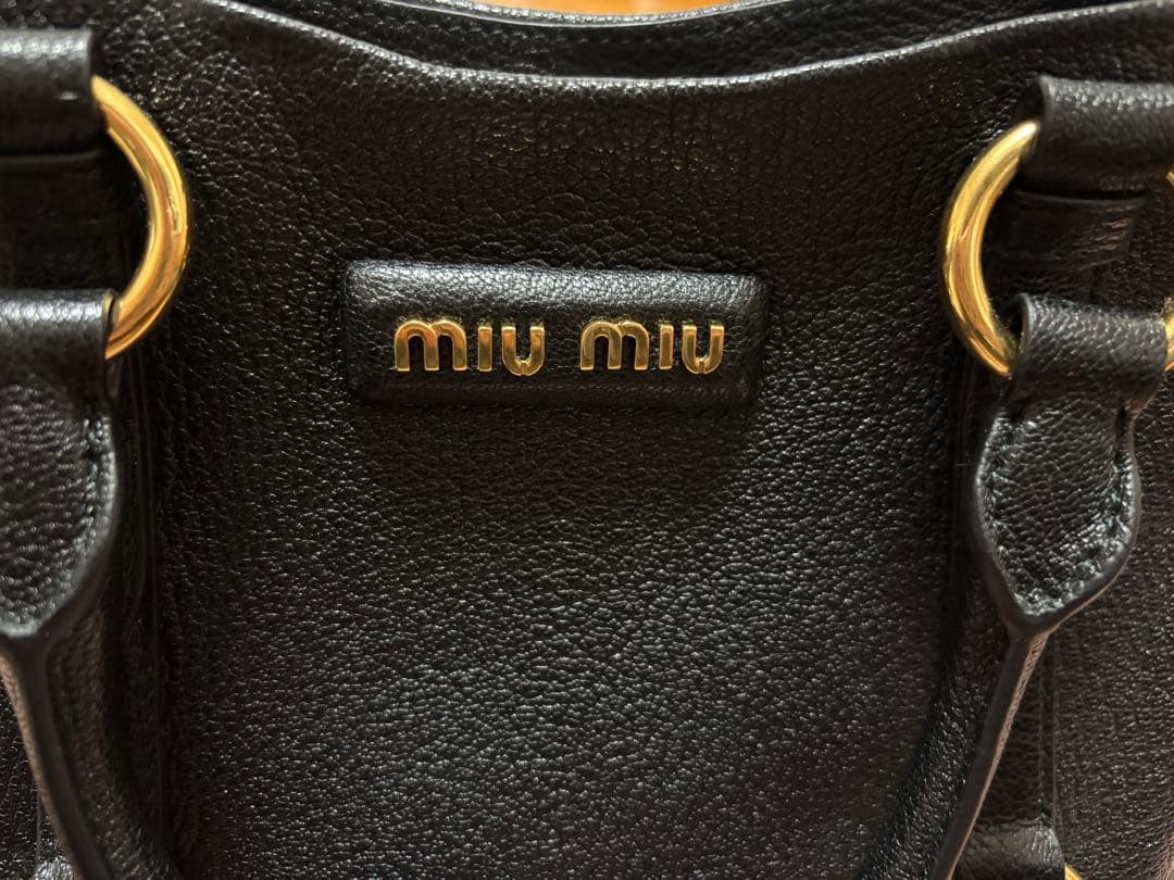 miu miu ハンドバッグ ブラック