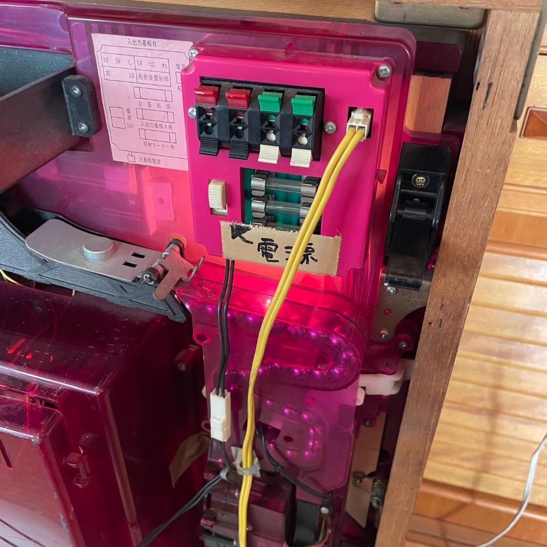 【CR大工の源さん】パチンコ実機 ガラス面あり 動作未確認　たのメル便発送